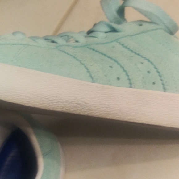 Men's Adidas skate shoes - Picture 8 of 11